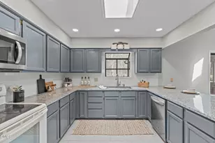 2090 Crawford Dairy Rd, Chapel Hill, NC 27516 - Photo 16