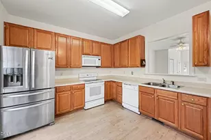 220 Grand Pointe Dr, Garner, NC 27529 - Photo 6