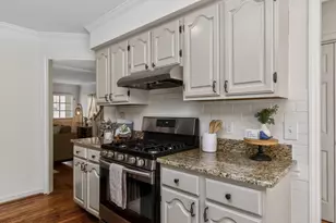 6703 Queen Annes Dr, Raleigh, NC 27613 - Photo 4