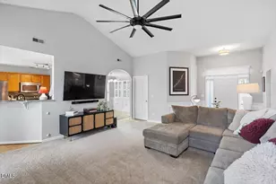 1104 Gunston Ln, Durham, NC 27703 - Photo 8