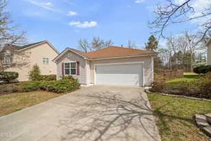 403 Ravenstone Ln, Durham, NC 27703 - Photo 2