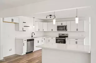 731 Lakeview Dr, Henderson, NC 27536 - Photo 8