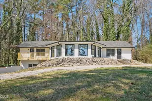 731 Lakeview Dr, Henderson, NC 27536 - Photo 1