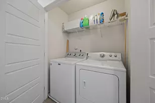 964 Ambergate Station, Apex, NC 27502 - Photo 14