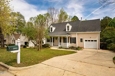 2002 Kelly Glen Drive, Apex, NC 27502 - Photo 2