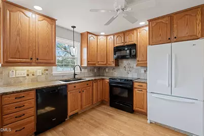 5513 Dunallie Drive, Fuquay Varina, NC 27526 - Photo 4