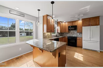 5513 Dunallie Drive, Fuquay Varina, NC 27526 - Photo 12