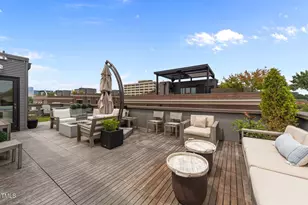 138 S East St, Raleigh, NC 27601 - Photo 2