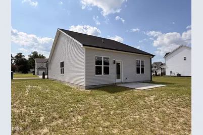 60 W Coulter Court, Selma, NC 27576 - Photo 8