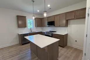 127 Cordgrass Ct, Smithfield, NC 27577 - Photo 2