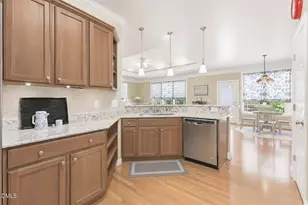 716 Kensington Park Rd, Fayetteville, NC 28311 - Photo 8