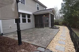 508 Ashburn Ln, Durham, NC 27703 - Photo 6