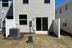 2030 Oakdale Dr, Durham, NC 27703 - Photo 4