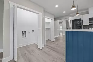 122 S School St, Burlington, NC 27215 - Photo 12