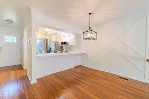 812 Green Ridge Dr, Raleigh, NC 27609 - Photo 8