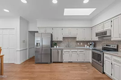 100 Planters Wood Lane, Cary, NC 27518 - Photo 18