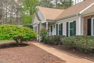 100 Planters Wood Ln, Cary, NC 27518 - Photo 2
