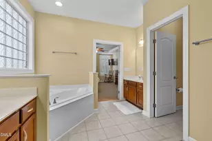 605 N Scotswood Blvd, Hillsborough, NC 27278 - Photo 24