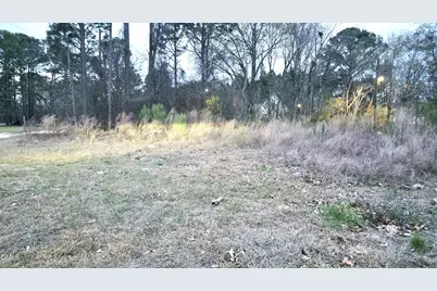 000 Camden Road, Fayetteville, NC 28306 - Photo 2