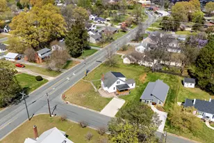 414 S Maple St, Graham, NC 27253 - Photo 34