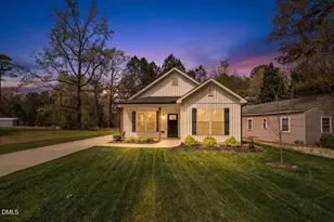 506 Dogwood Rd, Holly Springs, NC 27540 - Photo 2