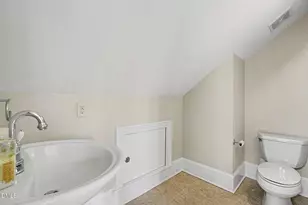 3207 Sussex Rd, Raleigh, NC 27607 - Photo 36