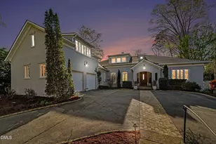 3207 Sussex Rd, Raleigh, NC 27607 - Photo 4