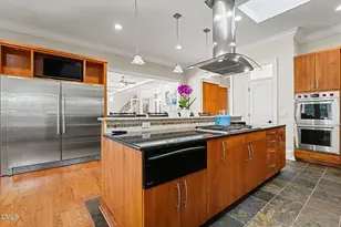 3207 Sussex Rd, Raleigh, NC 27607 - Photo 16