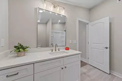 403 W Noble Street, Selma, NC 27576 - Photo 14