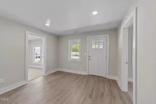 403 W Noble St, Selma, NC 27576 - Photo 6