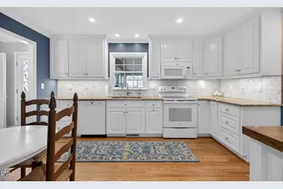 417 Crescent Court, Raleigh, NC 27609 - Photo 12