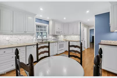 417 Crescent Court, Raleigh, NC 27609 - Photo 12