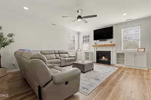 745 Lake Artesia Ln, Fuquay Varina, NC 27526 - Photo 2