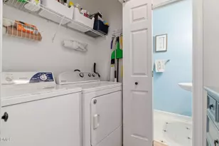 241 Grand Pointe Dr, Garner, NC 27529 - Photo 10