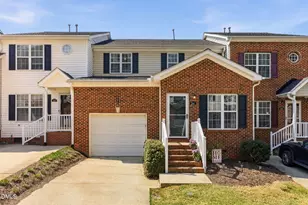 241 Grand Pointe Dr, Garner, NC 27529 - Photo 2