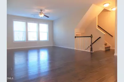 509 N Tunstall Avenue, Apex, NC 27502 - Photo 2