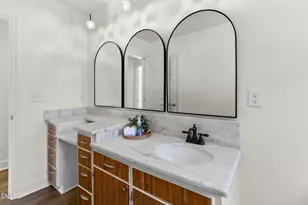 95 Windsor St, Goldston, NC 27252 - Photo 24