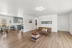 95 Windsor St, Goldston, NC 27252 - Photo 12