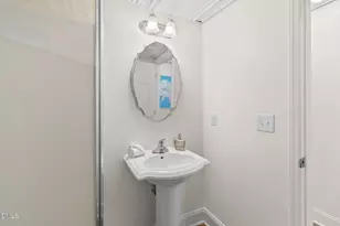 95 Windsor St, Goldston, NC 27252 - Photo 44