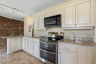 8017 Muirfield Dr, Fuquay Varina, NC 27526 - Photo 14