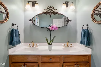 828 Reading Circle, Raleigh, NC 27615 - Photo 32