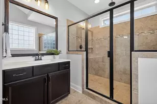 100 Elkton Green Ct, Cary, NC 27519 - Photo 20