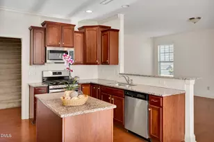 807 Hesler Ct, Cary, NC 27519 - Photo 12