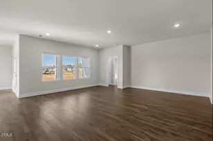 147 Margot Manor Dr, Benson, NC 27504 - Photo 6