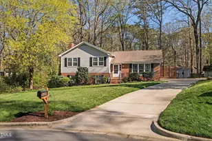 1113 Braemar Ct, Cary, NC 27511 - Photo 6