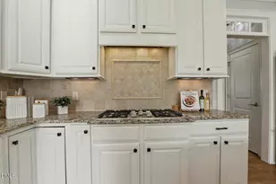 525 Wanderview Ln, Holly Springs, NC 27540 - Photo 12
