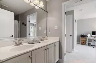 9208 Club Hill Dr, Raleigh, NC 27617 - Photo 36