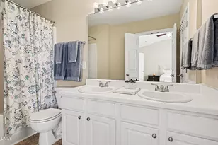 8211 Rhiannon Rd, Raleigh, NC 27613 - Photo 14