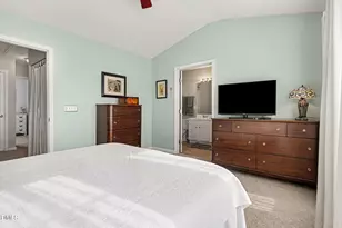 8211 Rhiannon Rd, Raleigh, NC 27613 - Photo 14