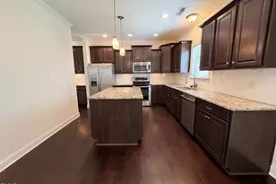 4097 Weavers Pond Dr, Zebulon, NC 27597 - Photo 2